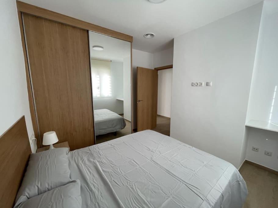 Malvarrosa 5px 2bth 5 Min Beach. Wifi. Valence